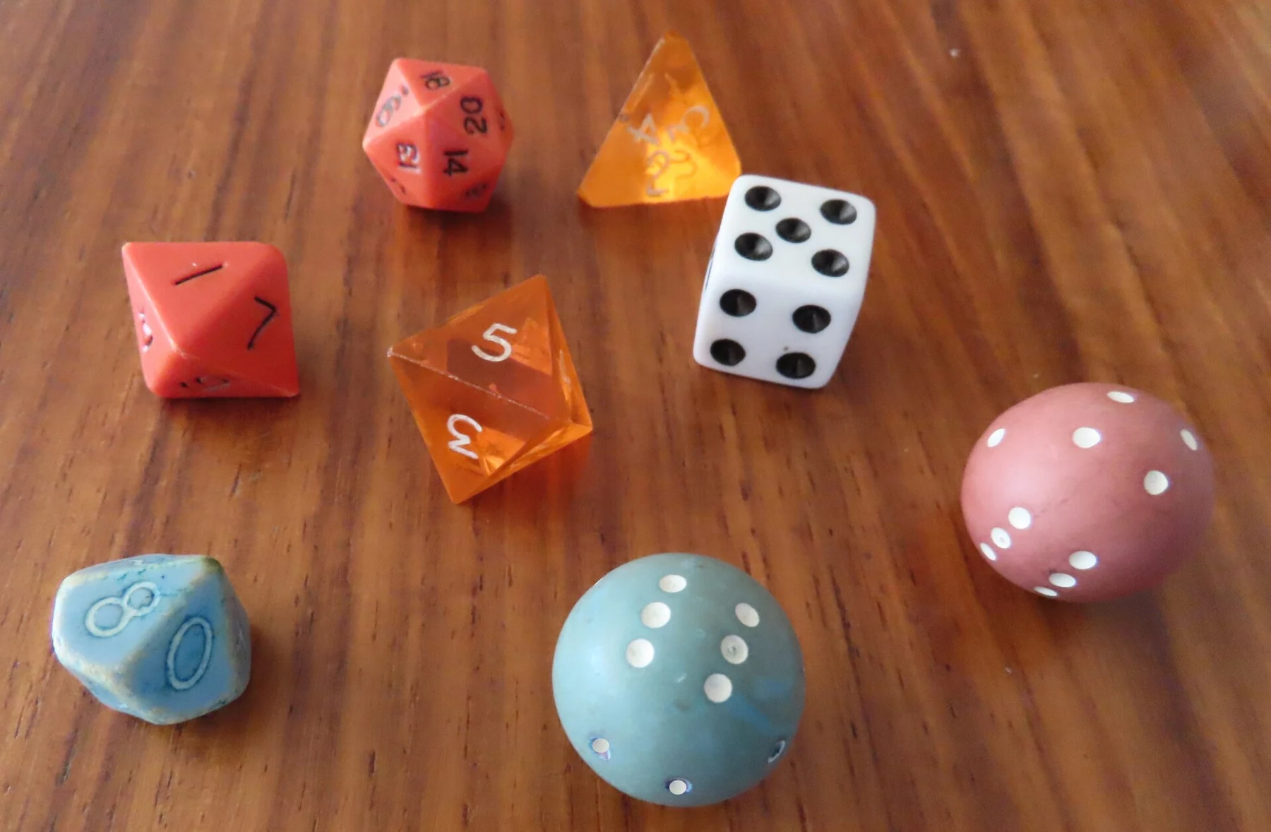 Fotografia de contexto para: momentos de decisão nos jogos instantâneos