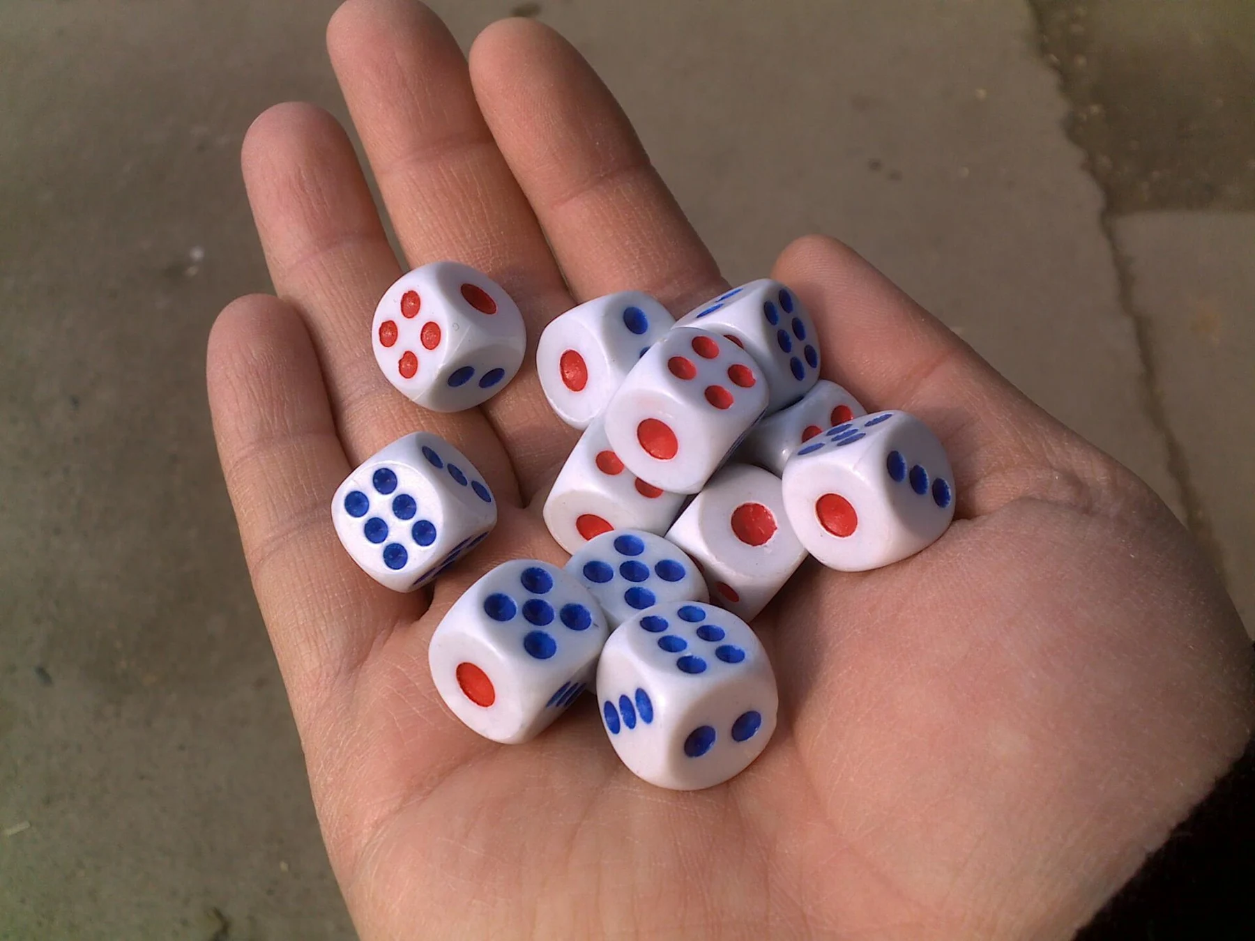 Fotografia de contexto para: momentos de decisão nos jogos instantâneos